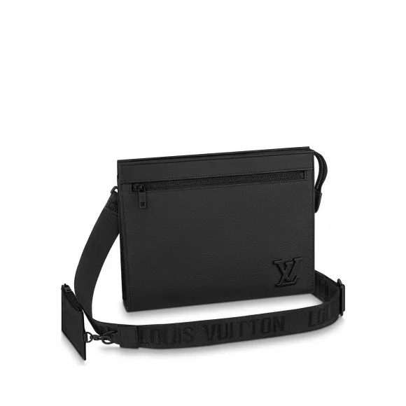 Louis Vuitton Messenger Voyage M59329