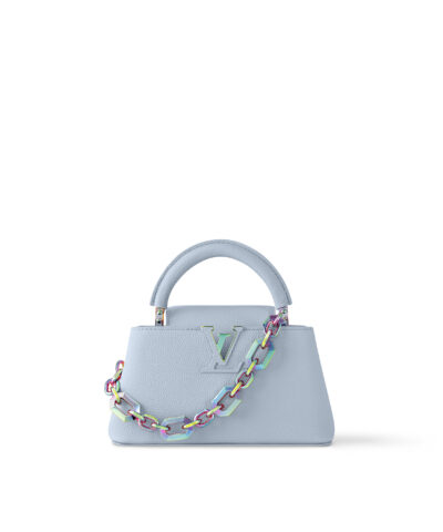 Louis Vuitton Capucines East-West Mini M11422