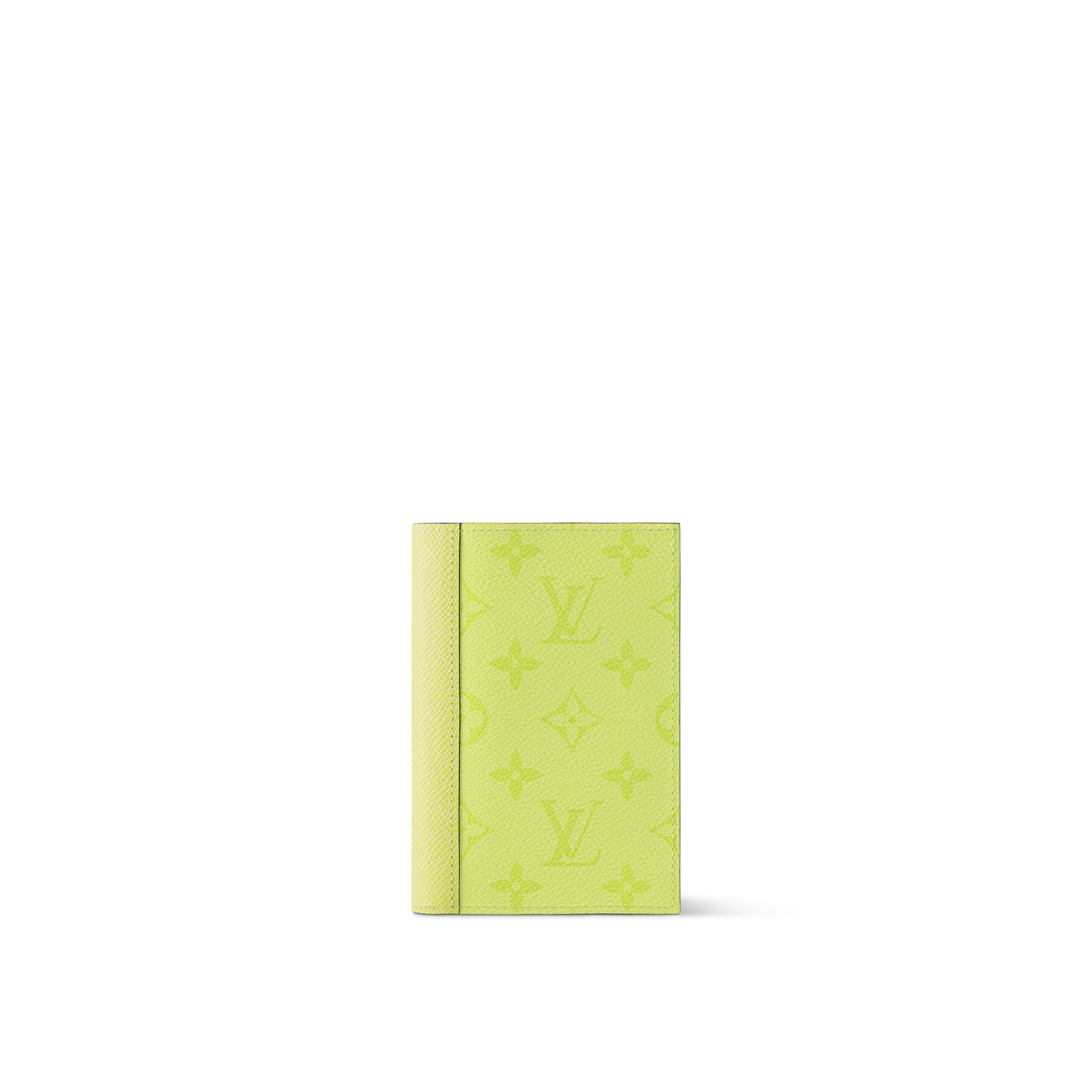 Louis Vuitton Passport Cover M14115