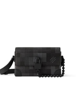 Louis Vuitton Steamer Wearable Wallet M14923