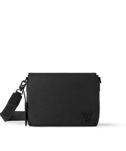 Louis Vuitton Takeoff Messenger M57080