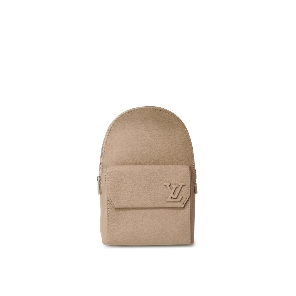 Louis Vuitton Pilot Pilot Slingbag M23765