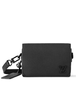 Louis Vuitton Fastline Wearable Wallet M82085